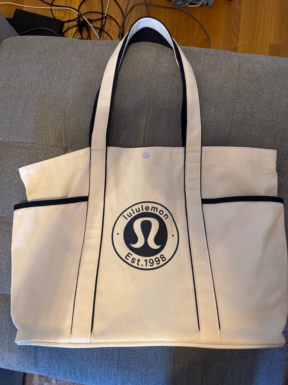 Lululemon Daily Multi Pocket Tote Bag